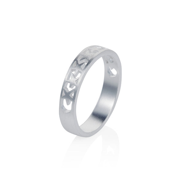 Pettia sterling silver band of stars eternity charm ring