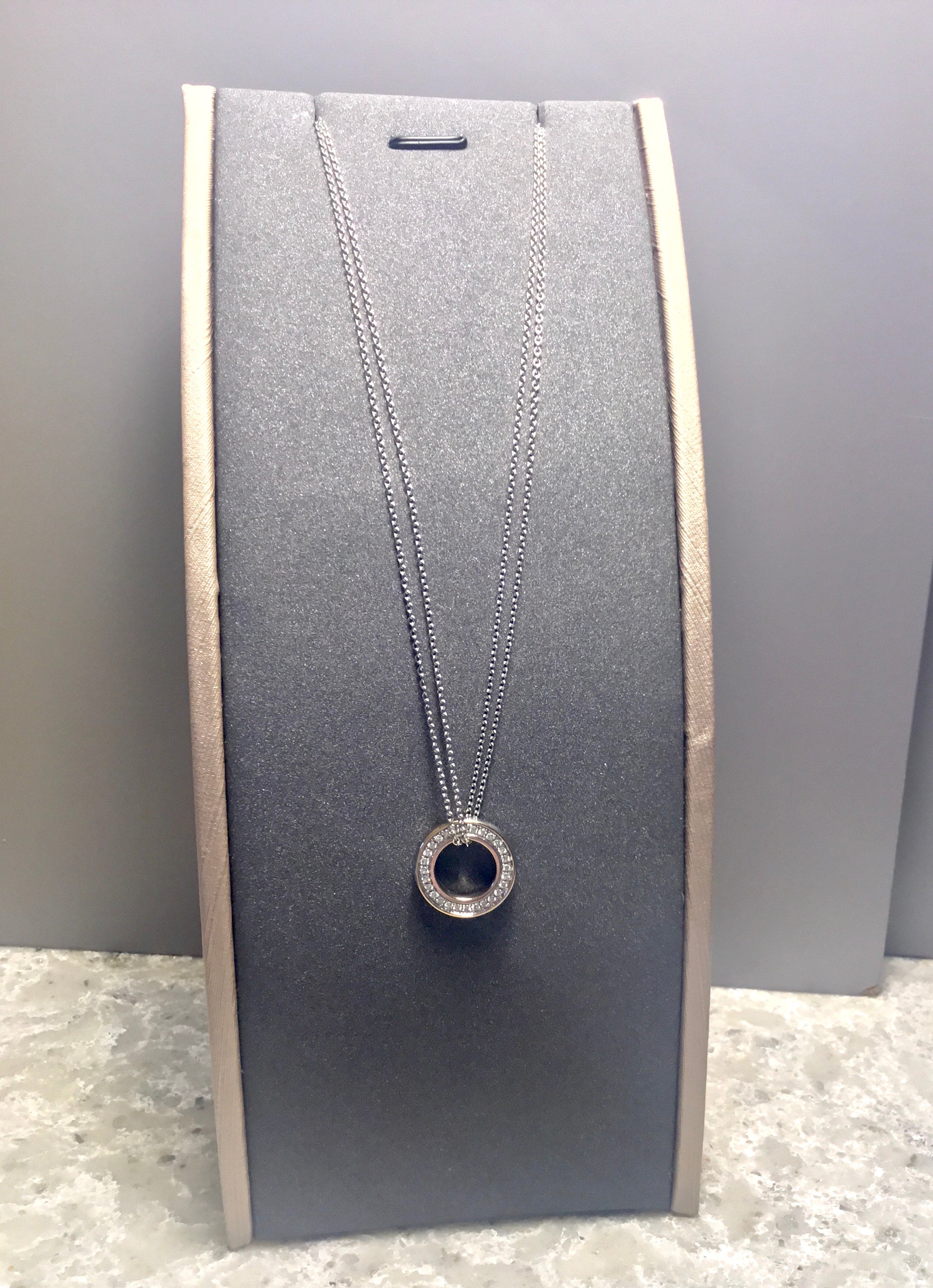 Pre-loved Boodles Small Roulette White Gold Diamond Pendant
